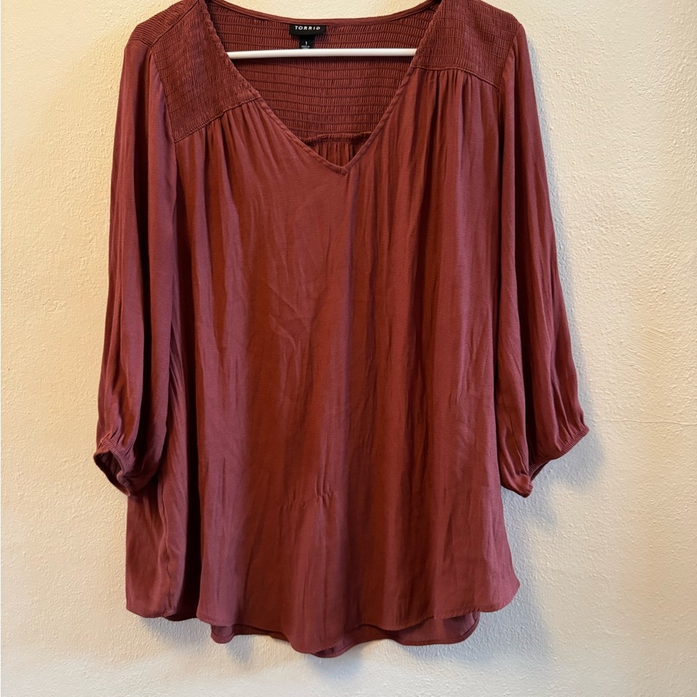 Torrid Rust Crepe Smocked Blouse, 3/4 Sleeve V-Neck Tunic Top - Size 1